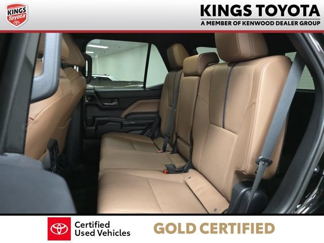 Certified 2025 Toyota 4Runner Limited AWD/4WD image 15
