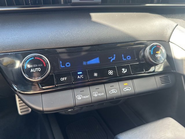 Certified 2025 Hyundai Elantra Sport image 26
