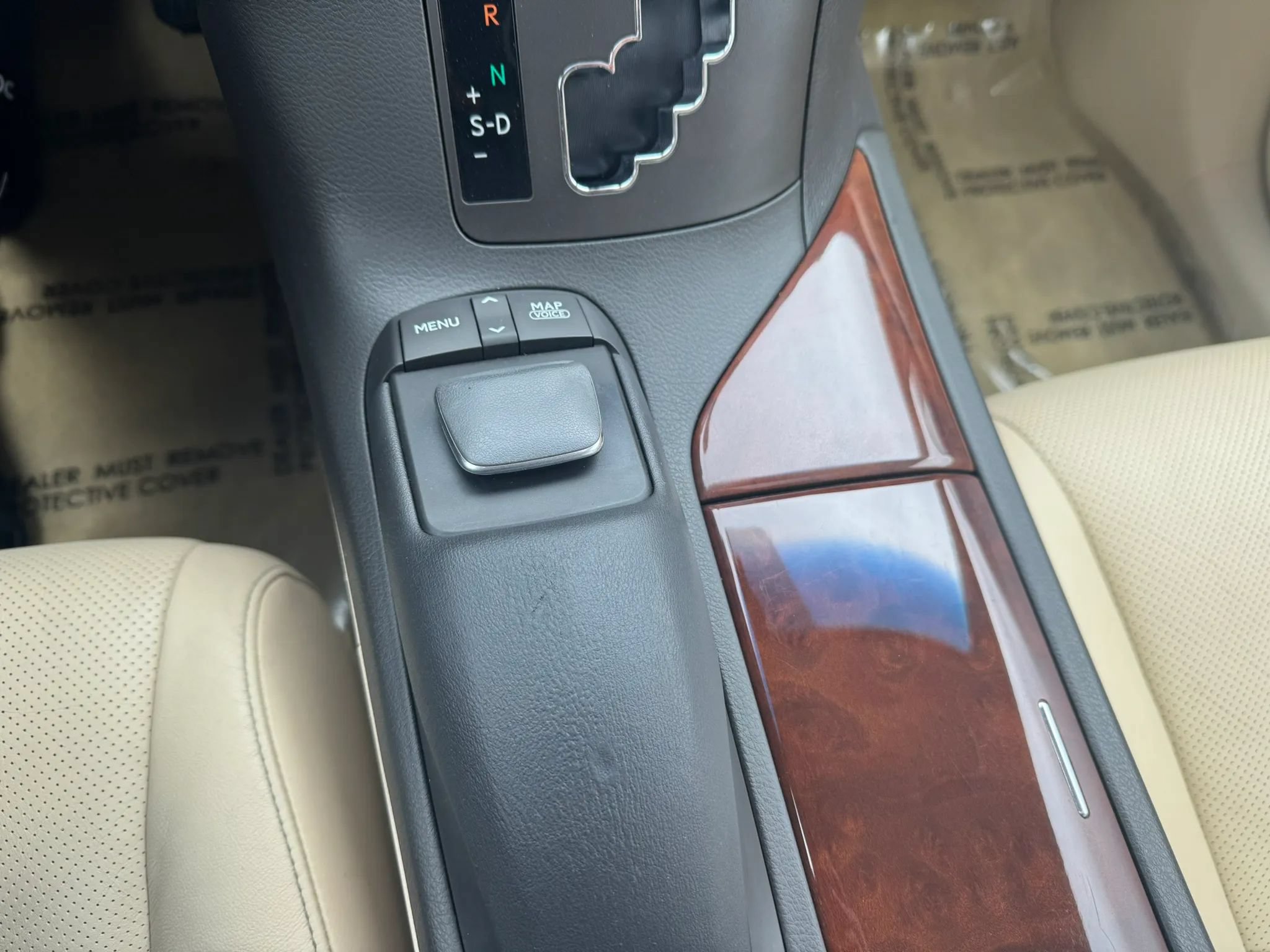 Used 2013 Lexus RX 450h AWD w/ Navigation Pkg image 31