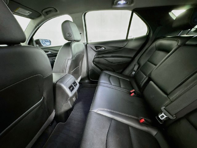 Used 2020 Chevrolet Equinox LT w/ Sport Edition FWD image 22