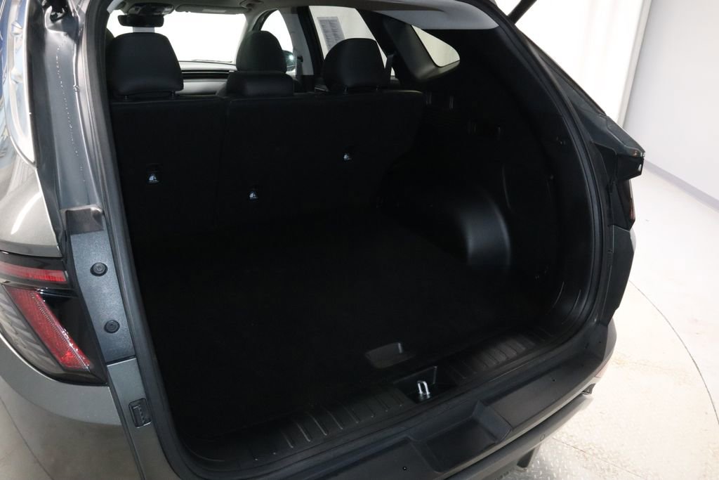 Certified 2023 Hyundai Tucson Limited image 18