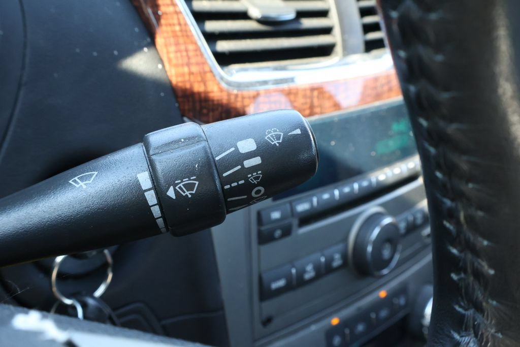 Used 2011 Chevrolet Malibu LTZ FWD image 22