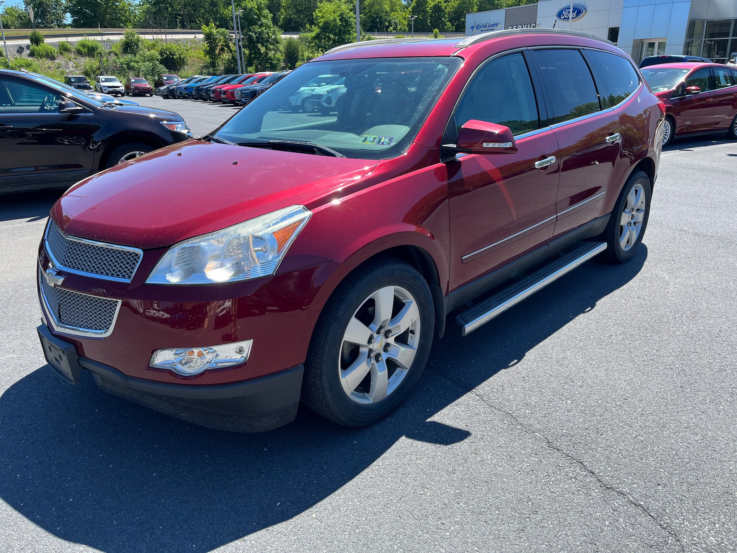 Used 2010 Chevrolet Traverse LTZ AWD/4WD image 23