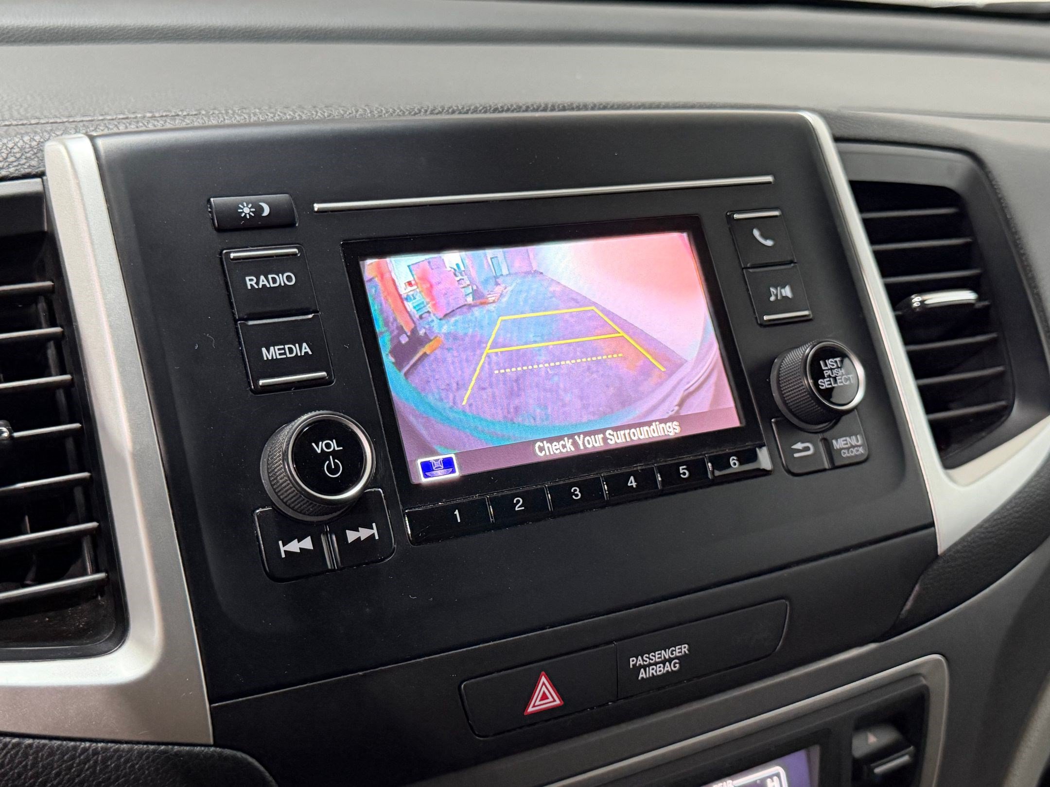 Used 2020 Honda Pilot LX image 19