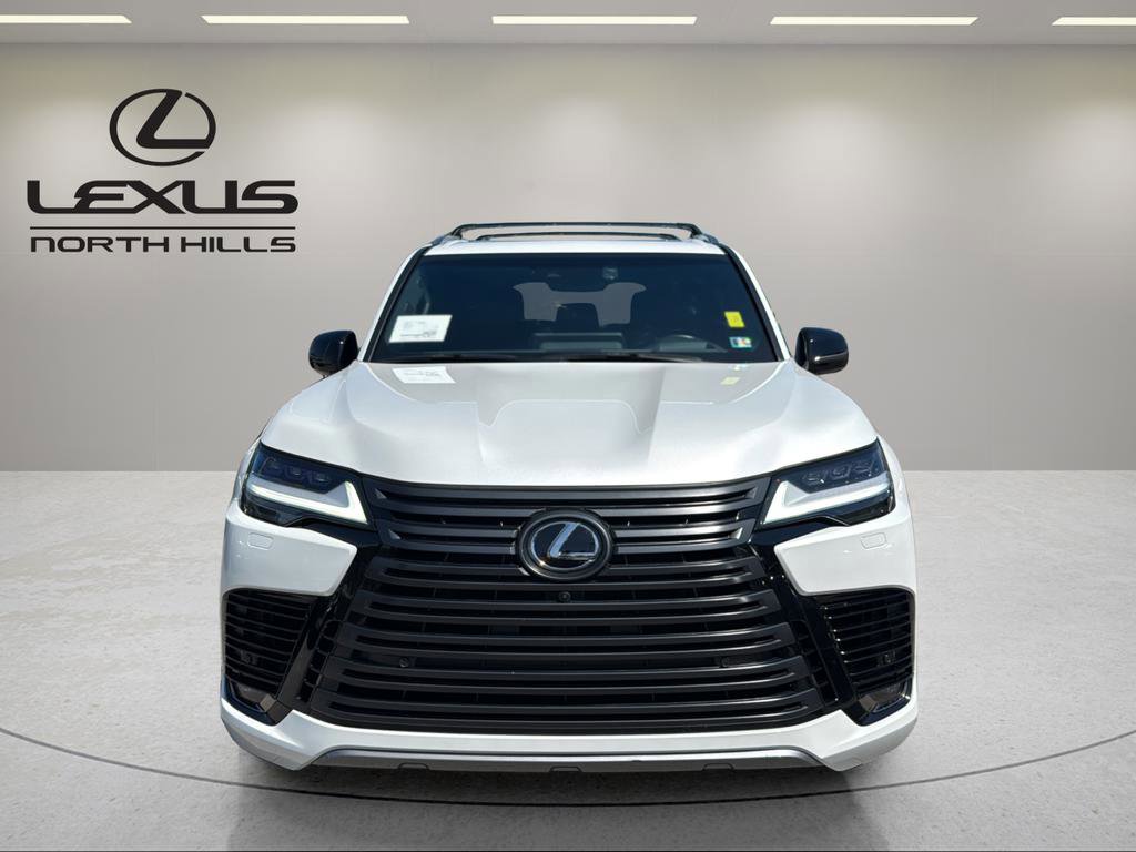Used 2023 Lexus LX 600 4WD w/ Appearance Package image 2