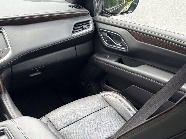 Used 2021 Chevrolet Tahoe High Country w/ Premium Package AWD/4WD image 37