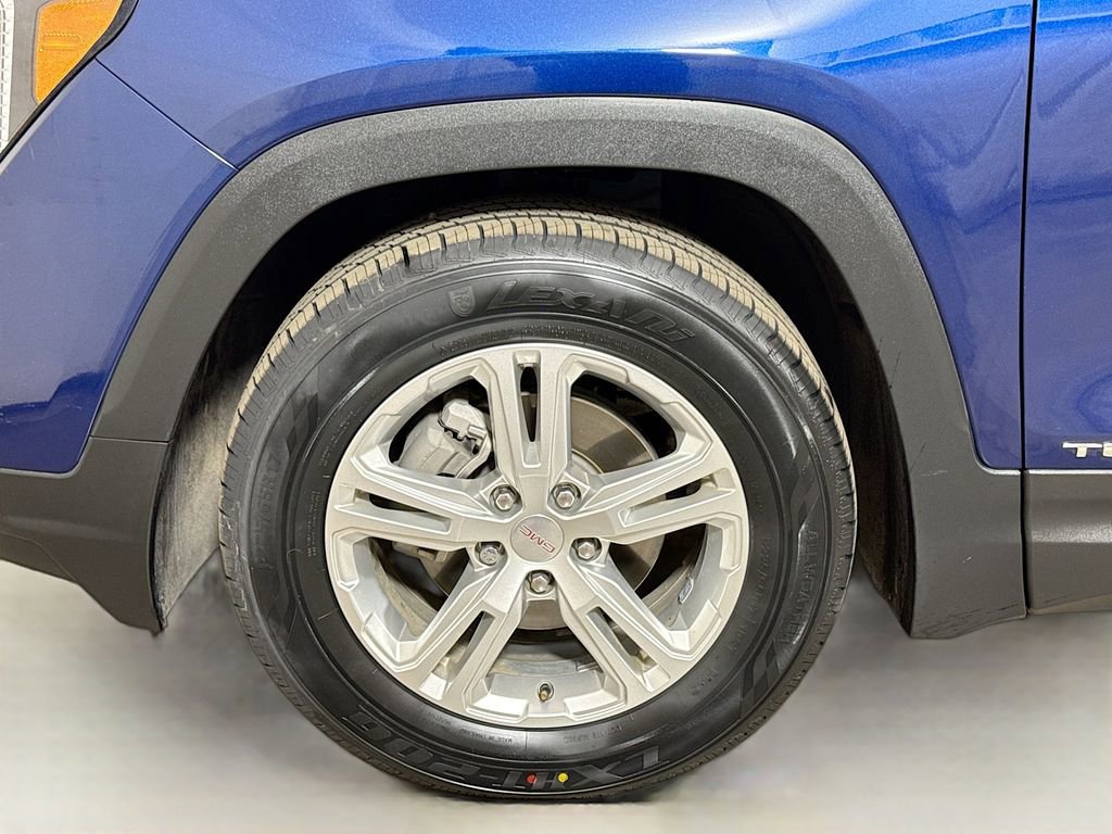 Used 2022 GMC Terrain SLE w/ Driver Convenience Package FWD image 29