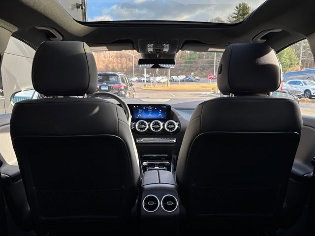 Used 2025 Mercedes-Benz GLA 250 4MATIC image 50