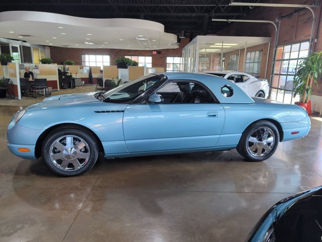 Used 2002 Ford Thunderbird RWD image 4