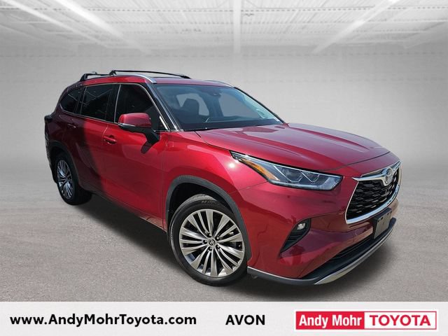 Used 2023 Toyota Highlander Platinum FWD image 1