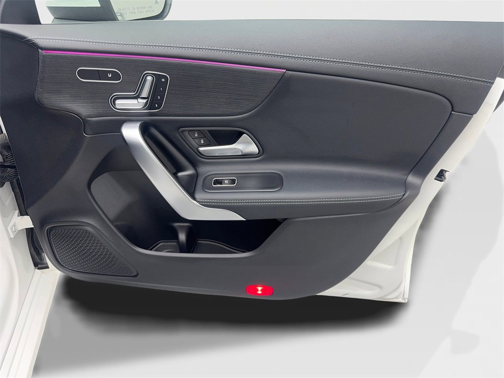 Used 2024 Mercedes-Benz CLA 250 4MATIC image 46