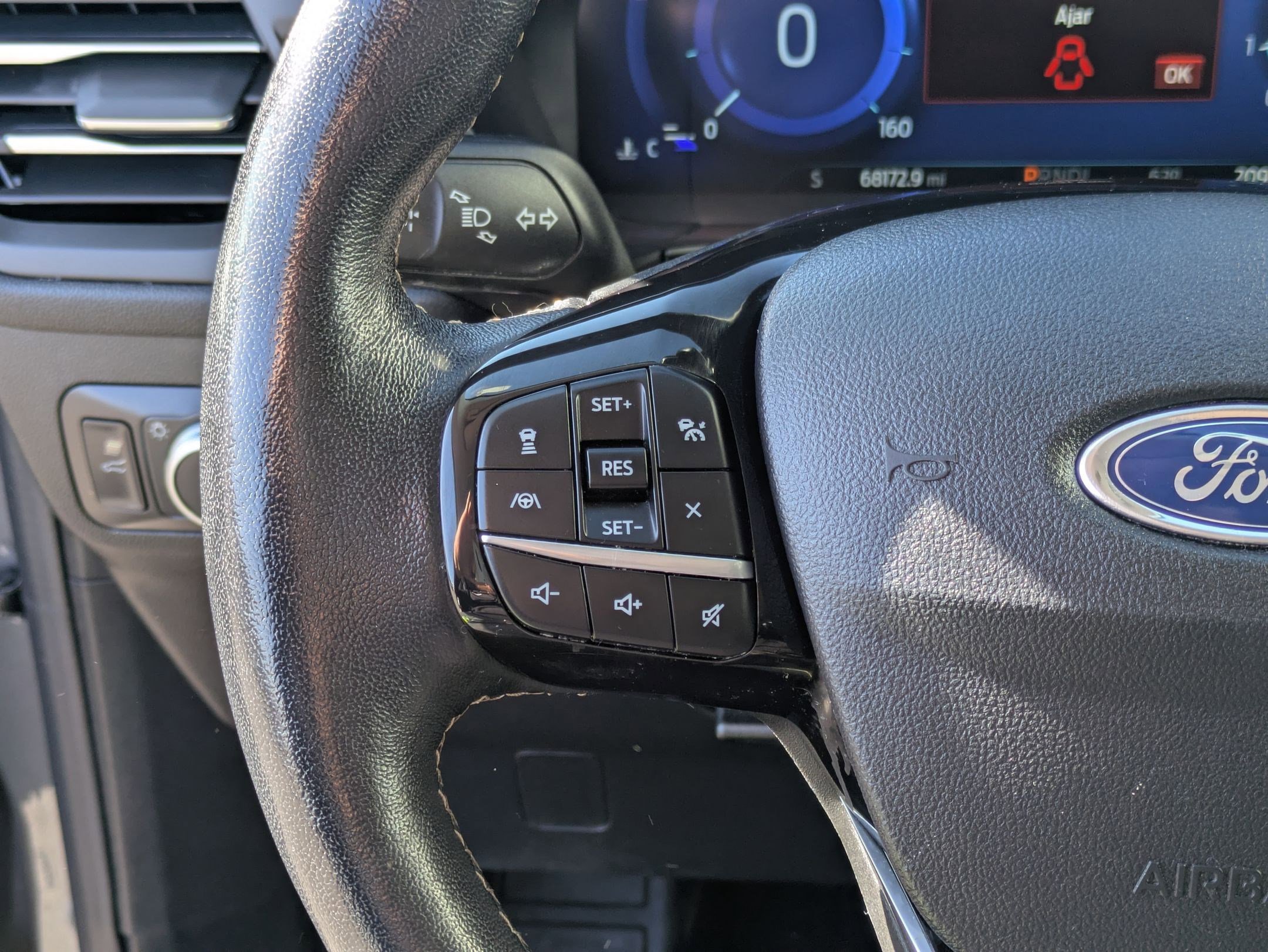 Used 2021 Ford Escape Titanium w/ Titanium Elite Package AWD/4WD image 20