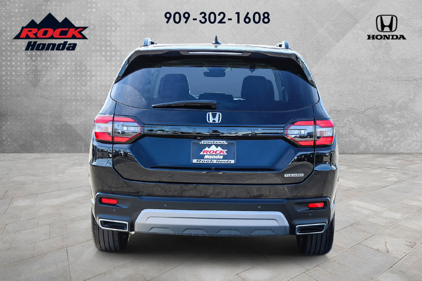 Certified 2025 Honda Pilot Touring image 5