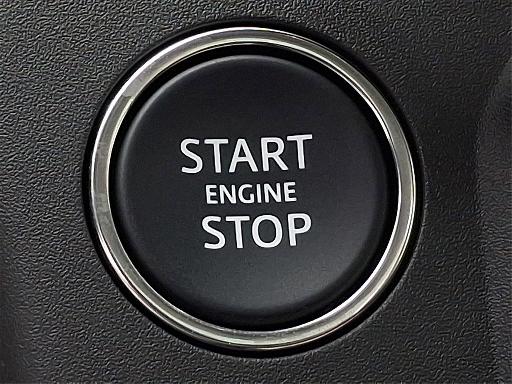 Used 2026 Land Rover Defender 110 S image 19