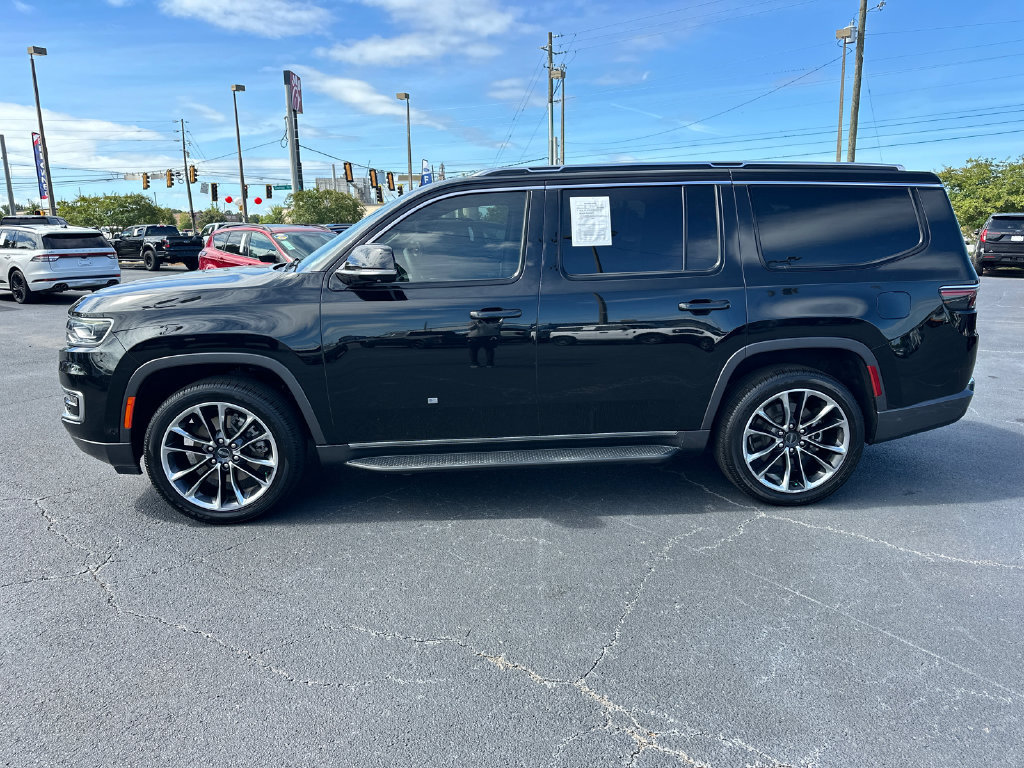 Used 2022 Jeep Wagoneer Series II w/ Convenience Group I RWD image 4