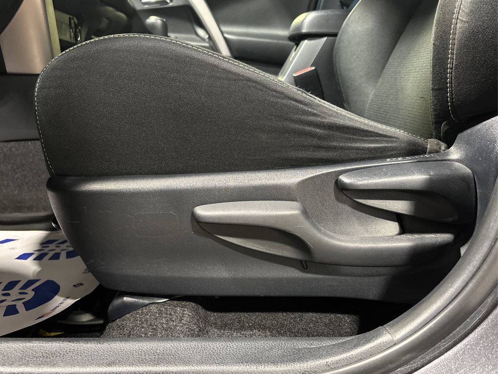 Used 2018 Toyota RAV4 XLE w/ Plus Extra Value Package image 28