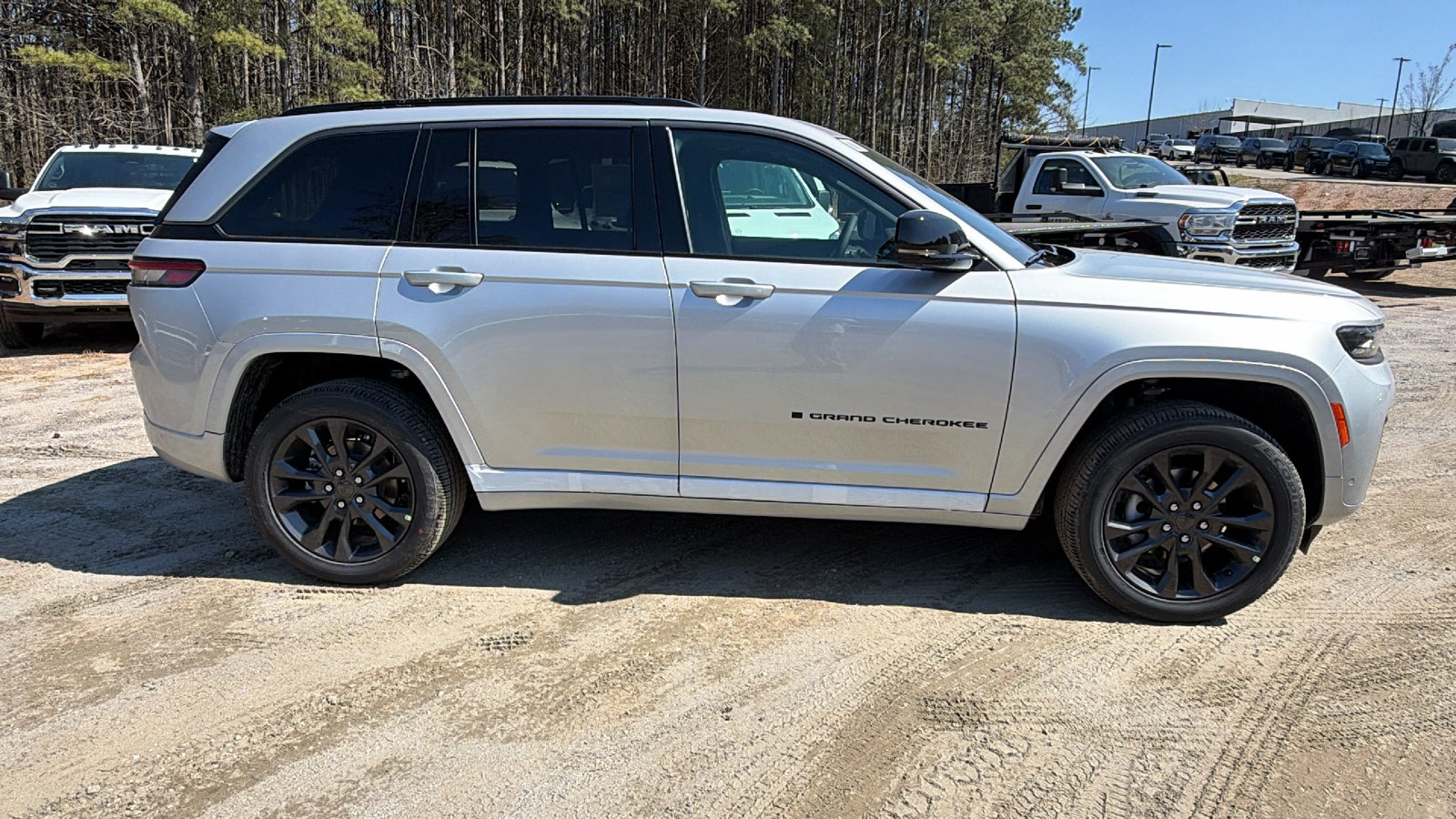 New 2026 Jeep Grand Cherokee Limited AWD/4WD image 7