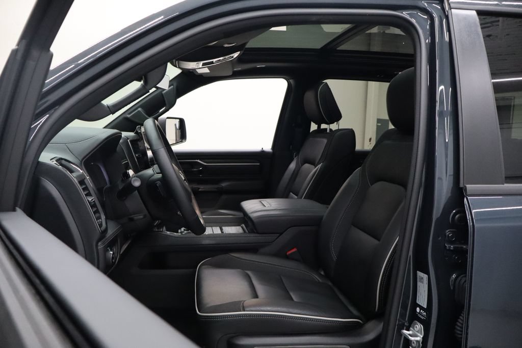 Used 2026 RAM 1500 Limited AWD/4WD image 8