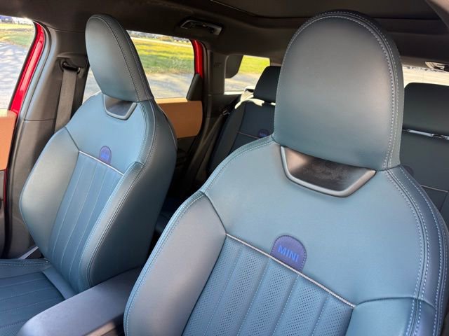 Used 2025 MINI Cooper Countryman S w/ Comfort Package Max image 15