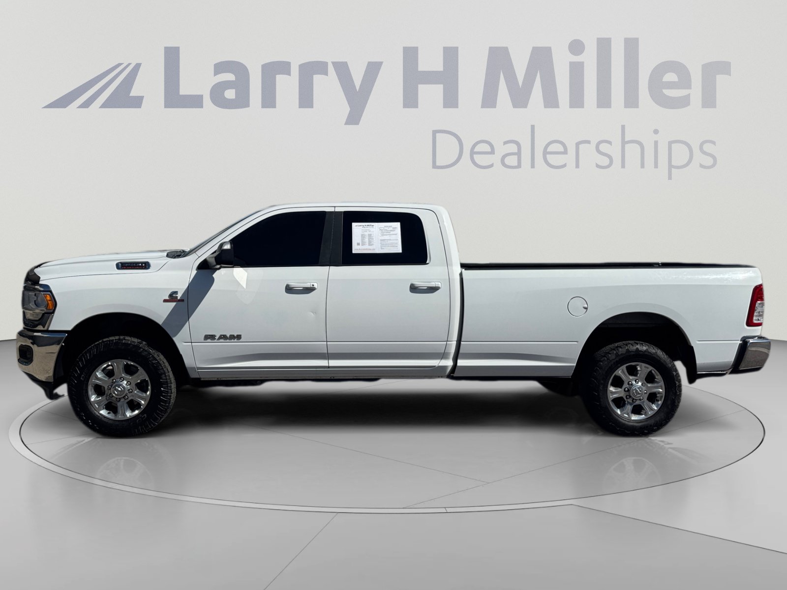 Used 2022 RAM 3500 Big Horn w/ Level A Equipment Group AWD/4WD image 2