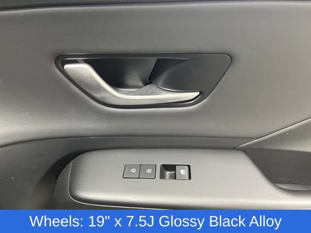 Used 2024 Hyundai Kona Limited AWD/4WD image 32