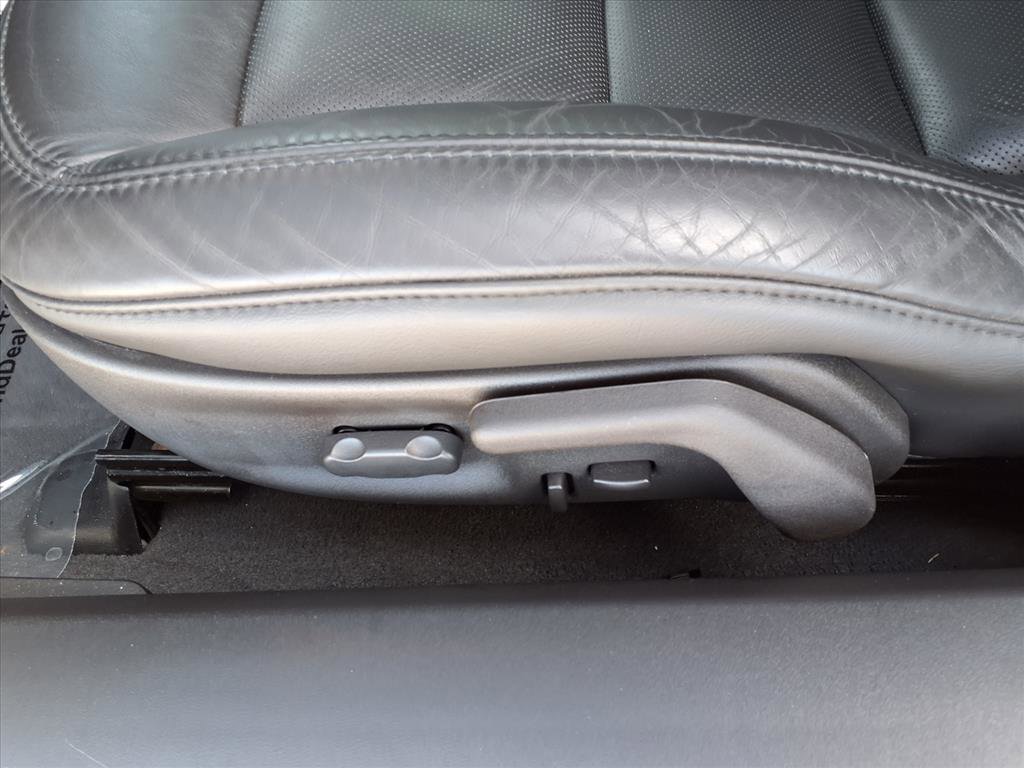 Used 2013 Chevrolet Corvette Grand Sport w/ 3LT Preferred Equipment Group image 18