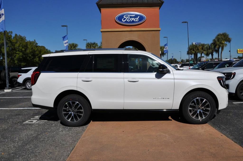 New 2025 Ford Expedition Platinum image 6