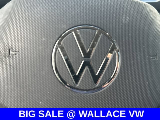 Certified 2024 Volkswagen Tiguan SE FWD image 26