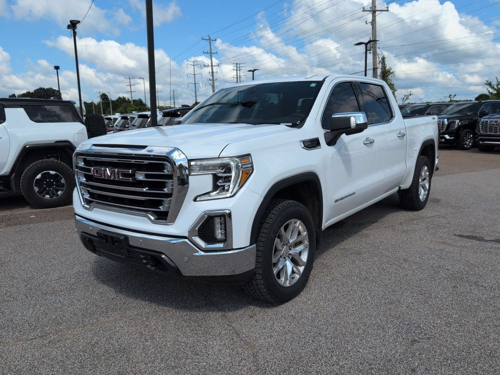Used 2022 GMC Sierra 1500 SLT w/ SLT Premium Plus Package AWD/4WD image 10