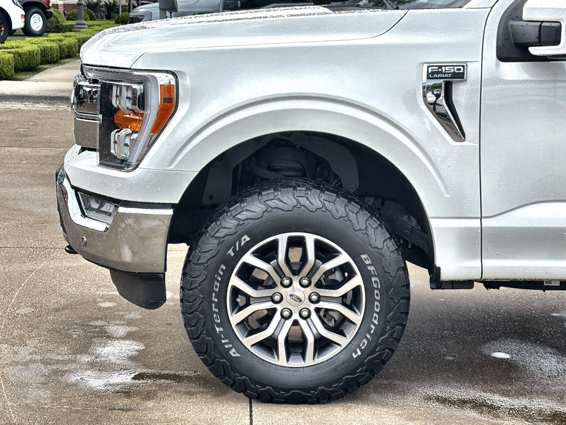 Used 2021 Ford F150 Lariat w/ Trailer Tow Package AWD/4WD image 10