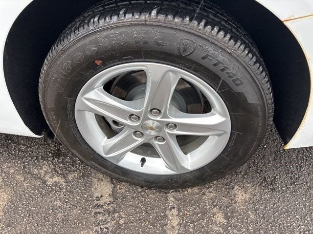 Used 2024 Chevrolet Malibu LS w/ Driver Confidence Package image 41