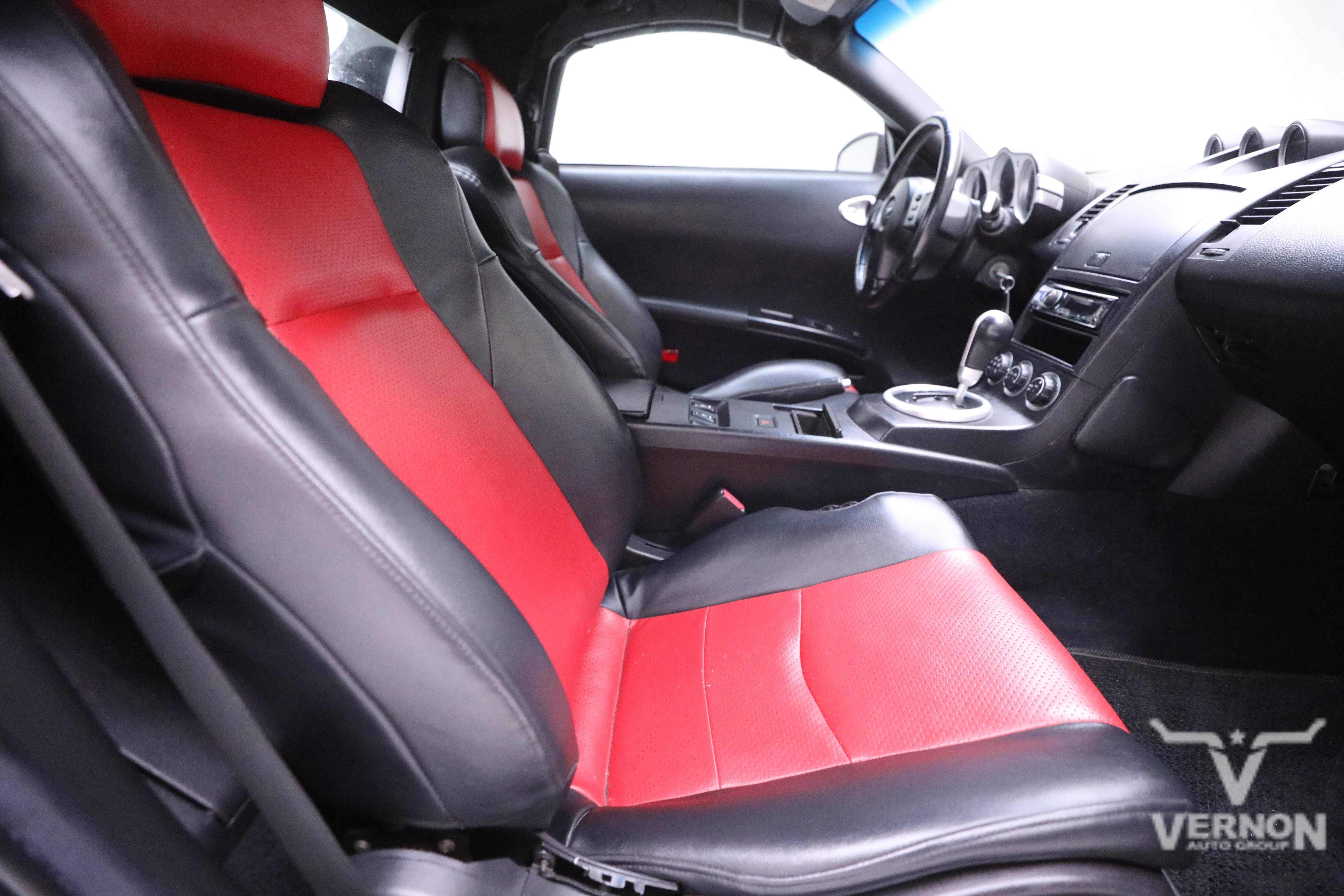 Used 2005 Nissan 350Z Touring image 11