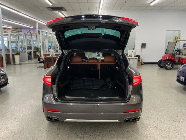 Used 2017 Maserati Levante S image 35