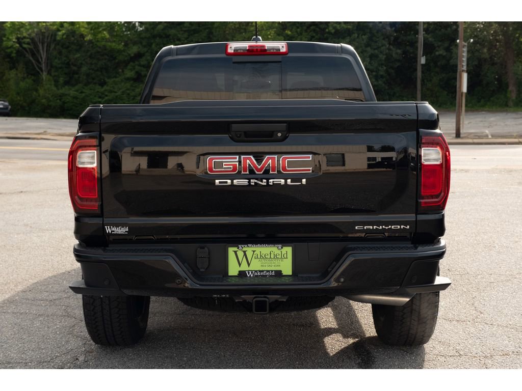 New 2026 GMC Canyon Denali image 7