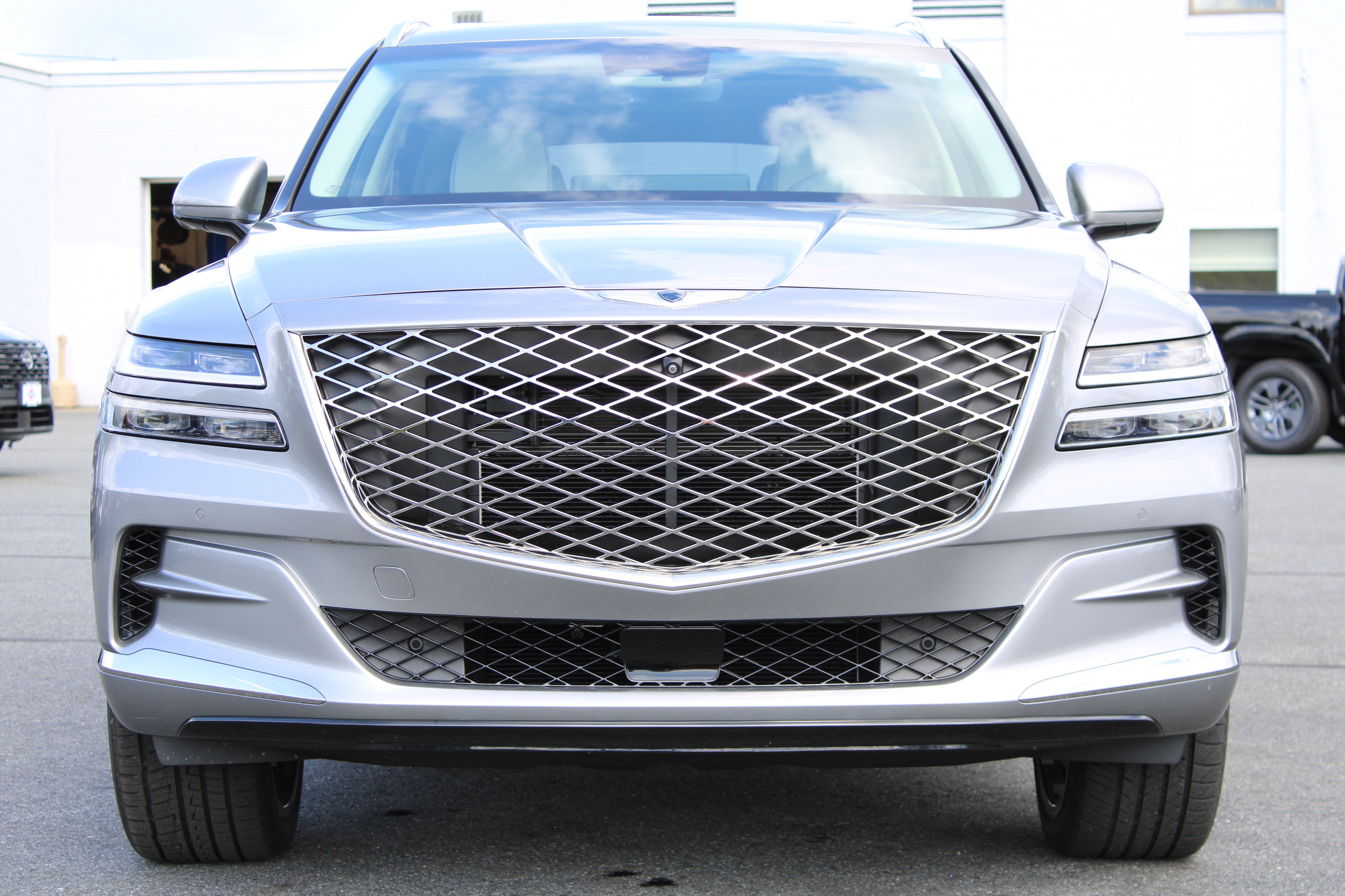 Used 2024 Genesis GV80 3.5T w/ Prestige Package AWD/4WD image 2