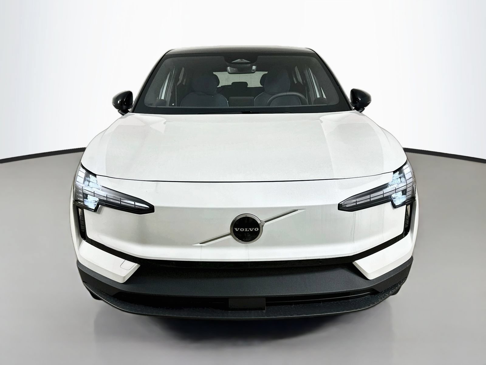 New 2026 Volvo EX30 Ultra w/ Protection Package AWD/4WD image 2