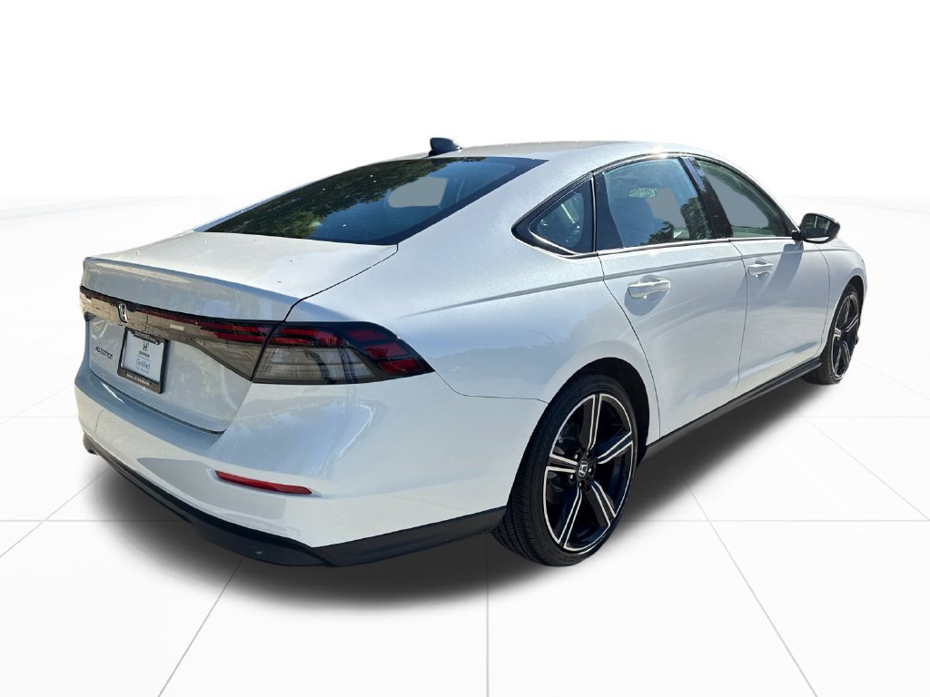 Certified 2026 Honda Accord SE image 9