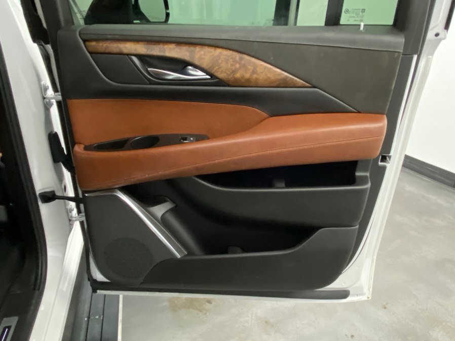 Used 2016 Cadillac Escalade ESV Premium image 48