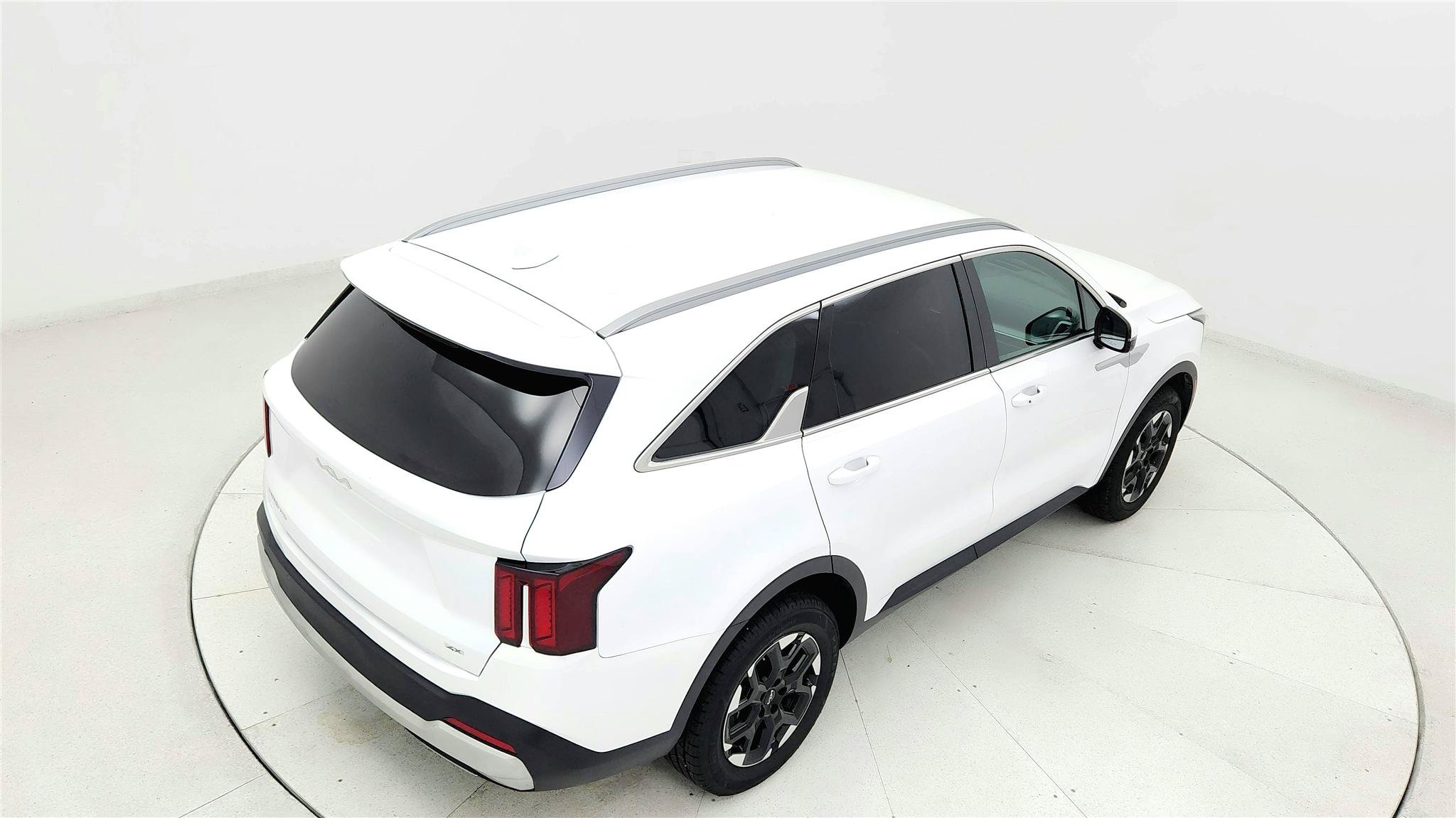 Used 2024 Kia Sorento S AWD/4WD image 17