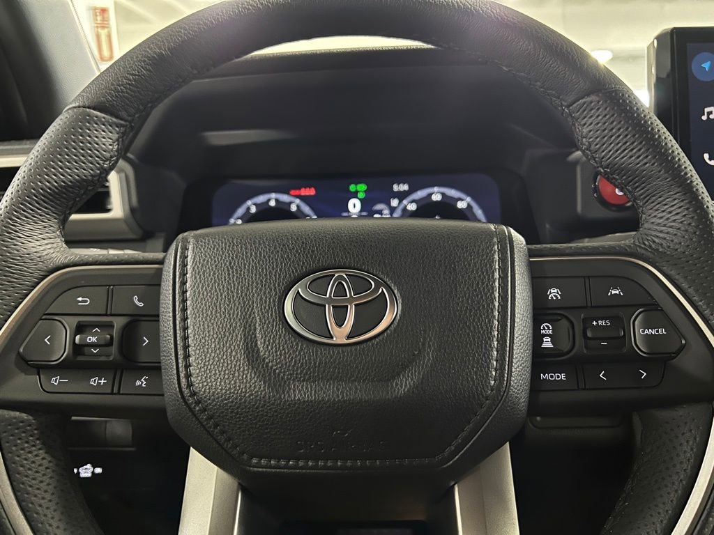 Certified 2025 Toyota Tacoma TRD Off-Road image 35