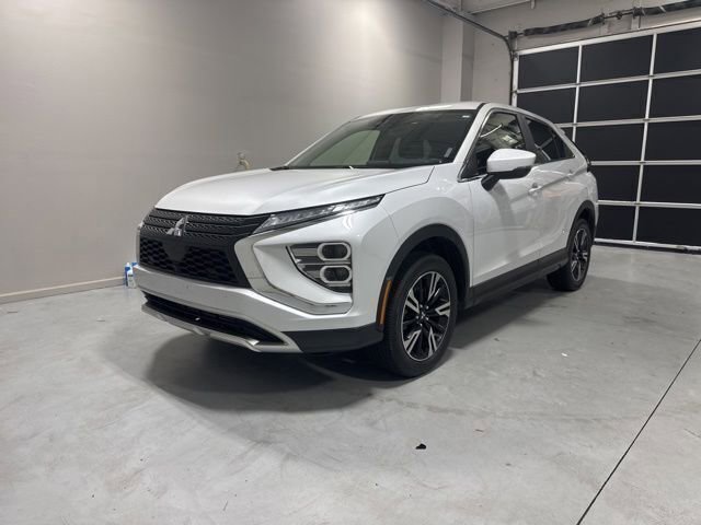 Used 2024 Mitsubishi Eclipse Cross SE AWD/4WD image 2