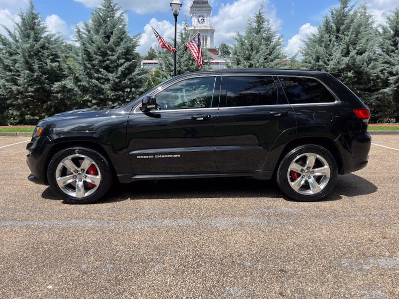 Used 2015 Jeep Grand Cherokee SRT AWD/4WD image 23