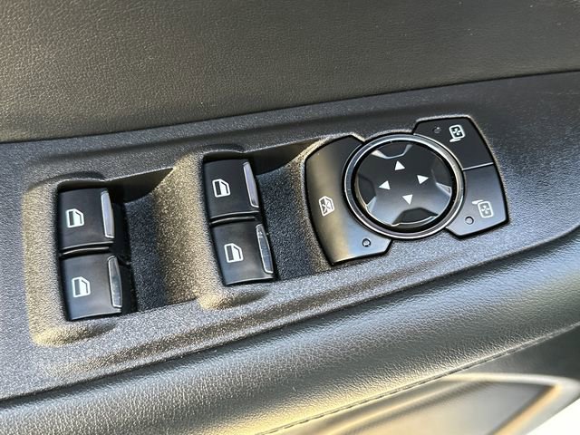 Used 2024 Ford Edge SEL image 22