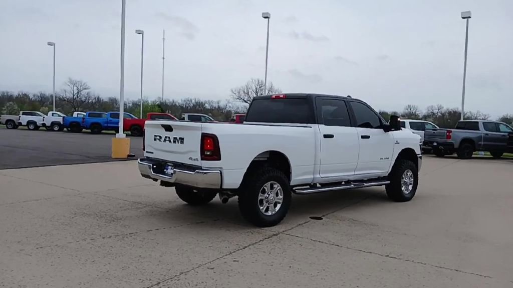 Used 2025 RAM 2500 Big Horn AWD/4WD image 8