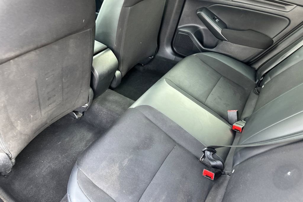 Used 2023 Honda Civic Sport image 12