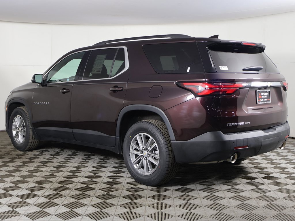 Used 2022 Chevrolet Traverse LT w/ LPO, Floor Liner Package image 9