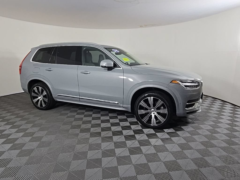 Certified 2024 Volvo XC90 T8 Plus w/ Protection Package Premier AWD/4WD image 7