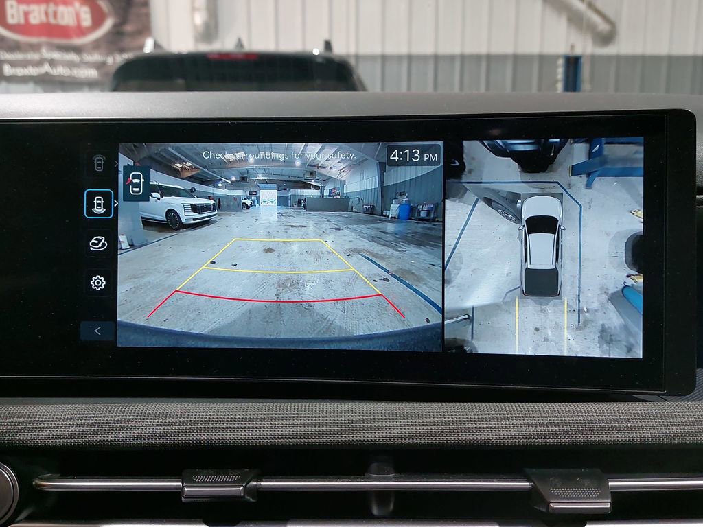 Certified 2025 Hyundai Santa Cruz Limited image 21