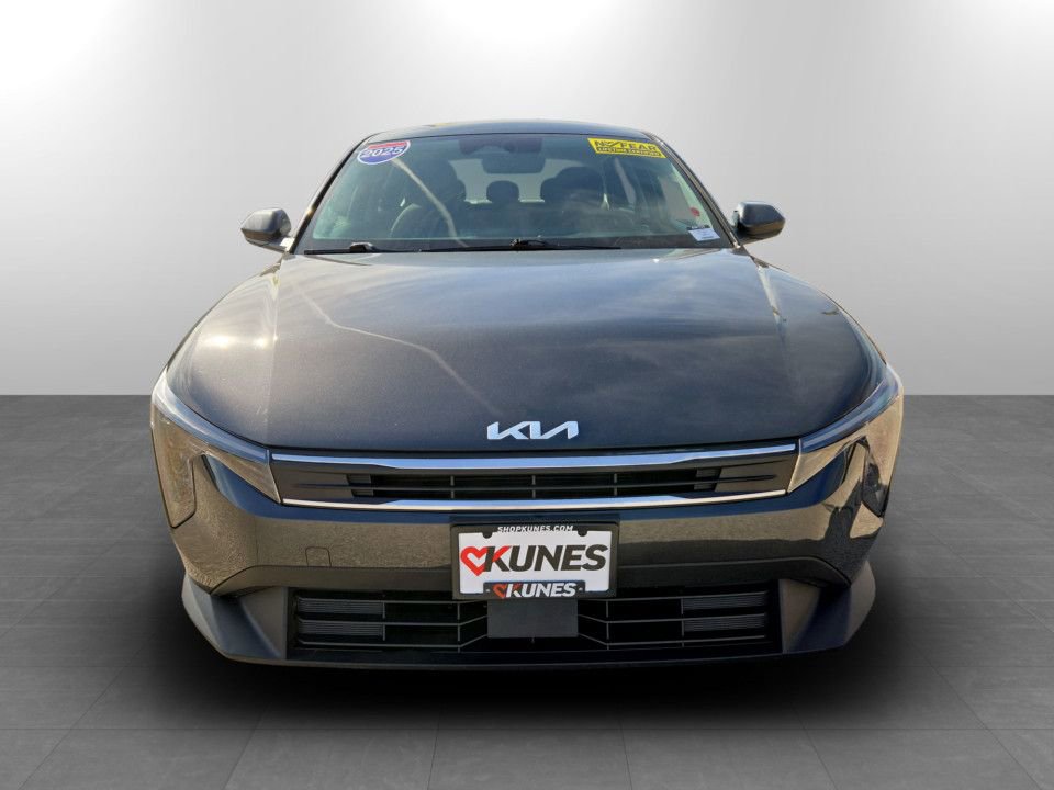 Used 2025 Kia K4 LXS FWD image 3