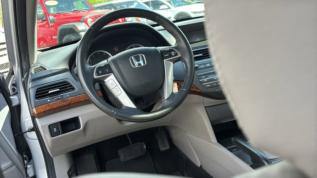 Used 2011 Honda Accord EX-L image 13